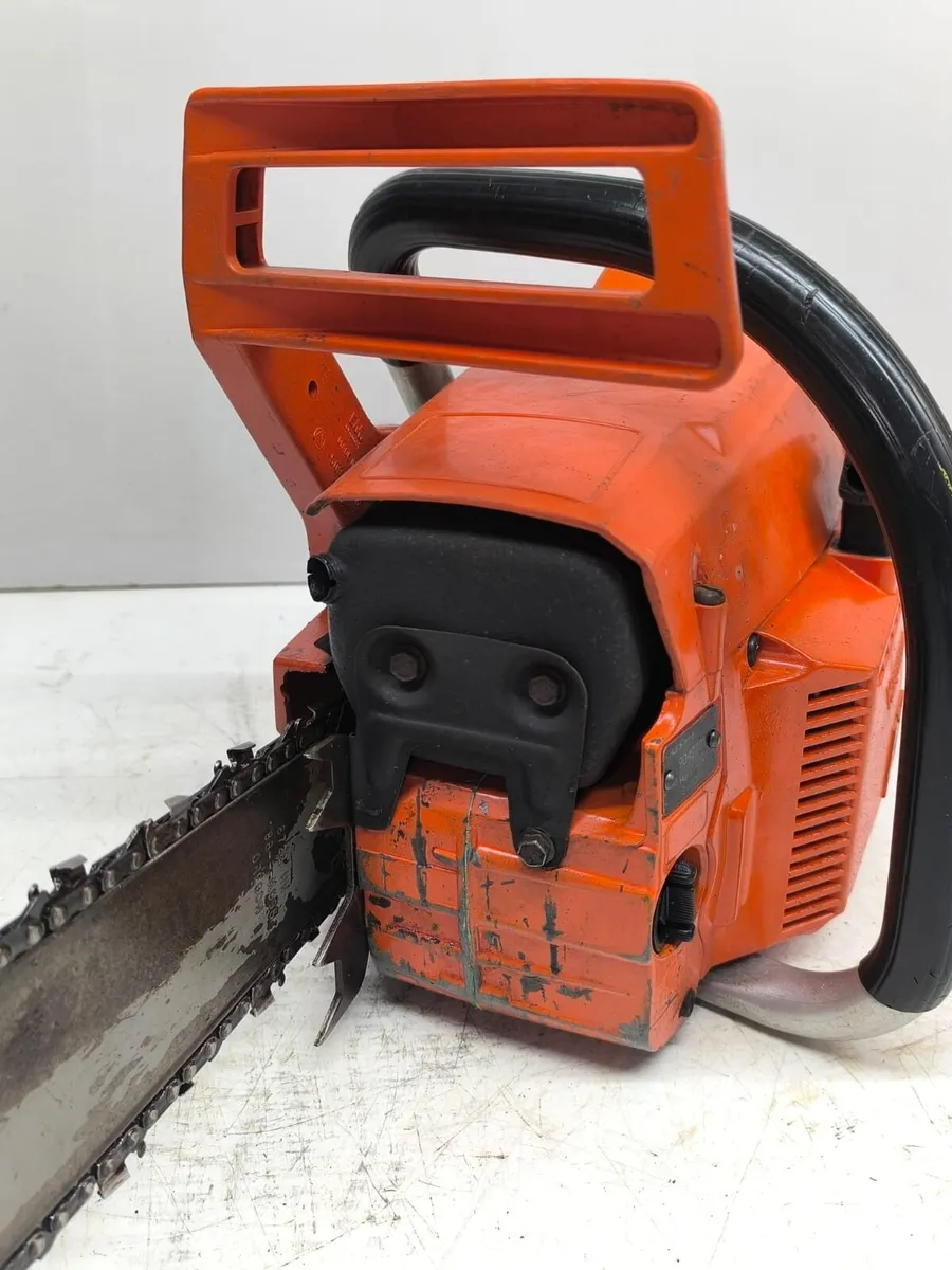 HUSQVARNA 254 PETROL CHAINSAW  USED - Image 3