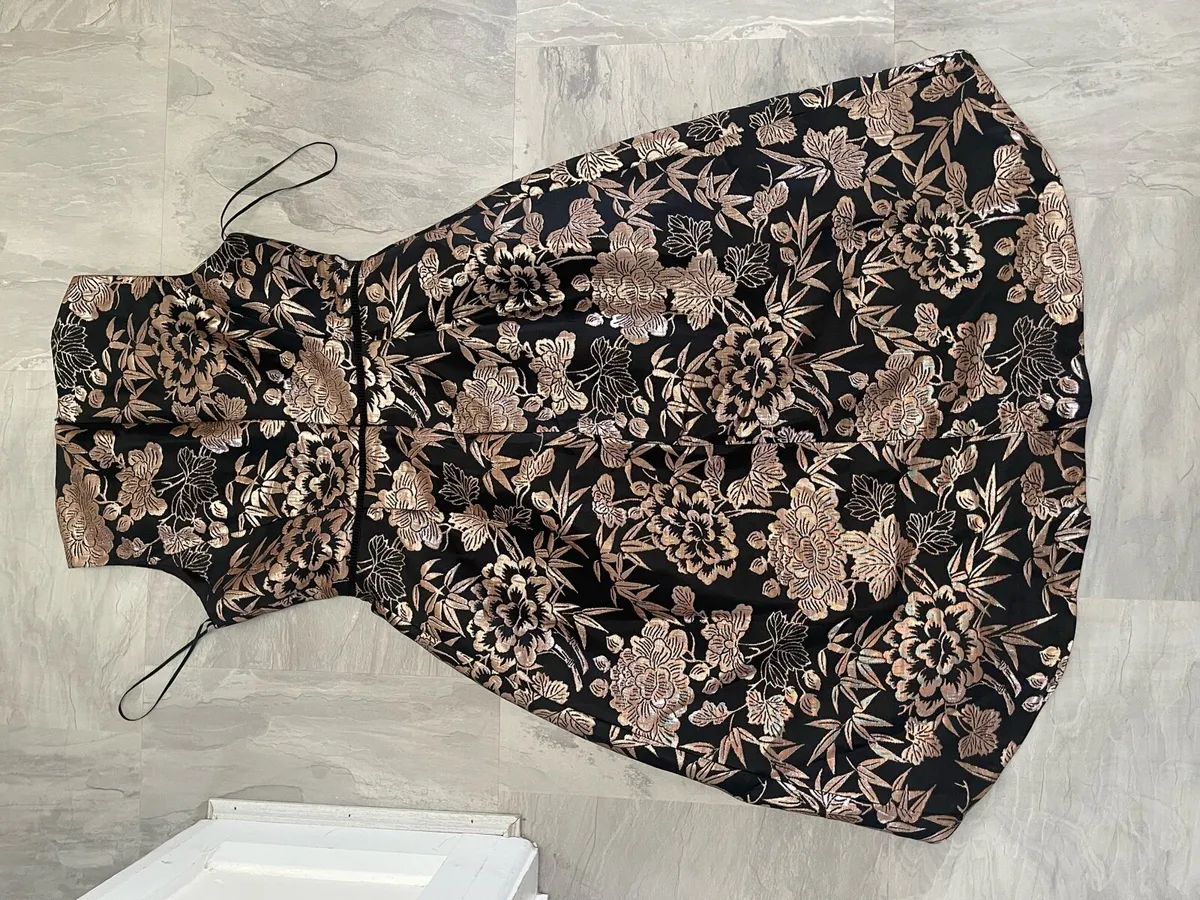Oasis black and gold dress - Image 3