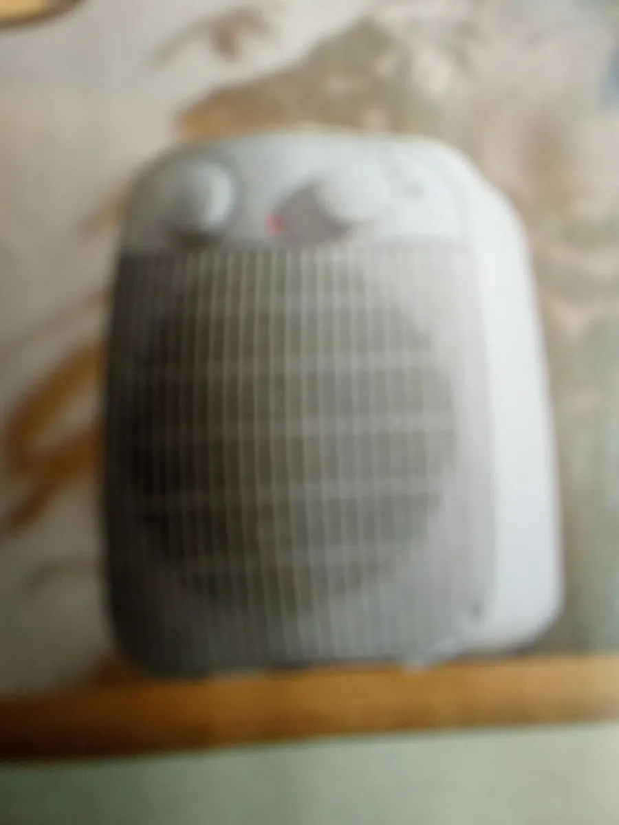 Electric fan heater working perfect - Image 1