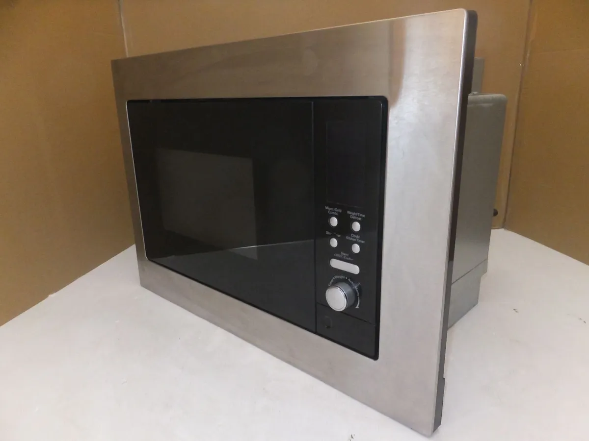 Built in Microwave - Image 4