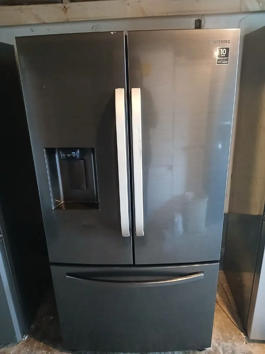 AMERICAN FRIDGE AND FREEZER - Image 1