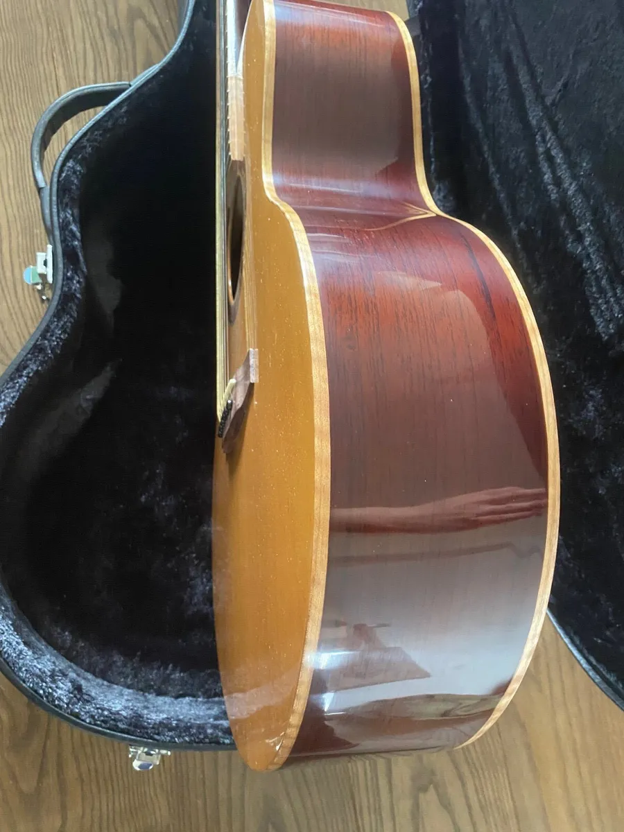 Guitar - Image 3