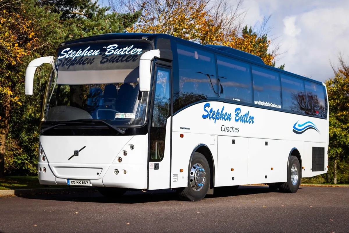 70 seater coach - Image 1