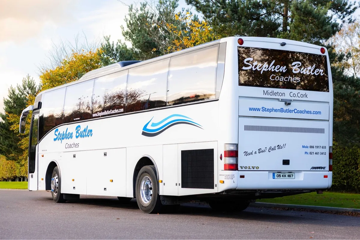 70 seater coach - Image 4