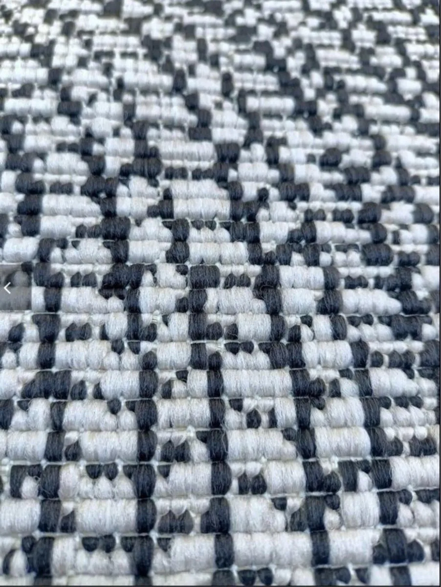 indoor / outdoor Rug - Image 3
