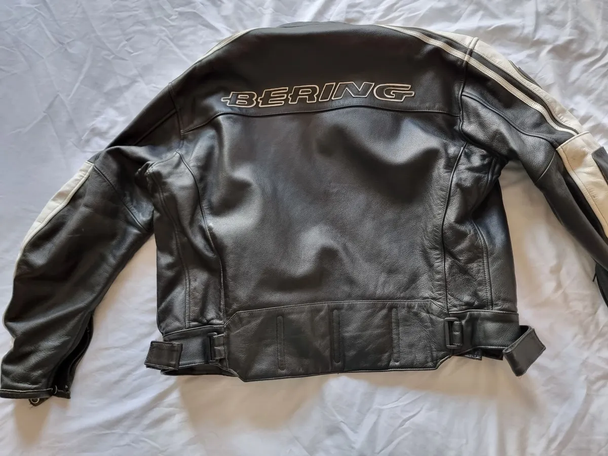 Bering Motorcycle Jacket  used Large - Image 3