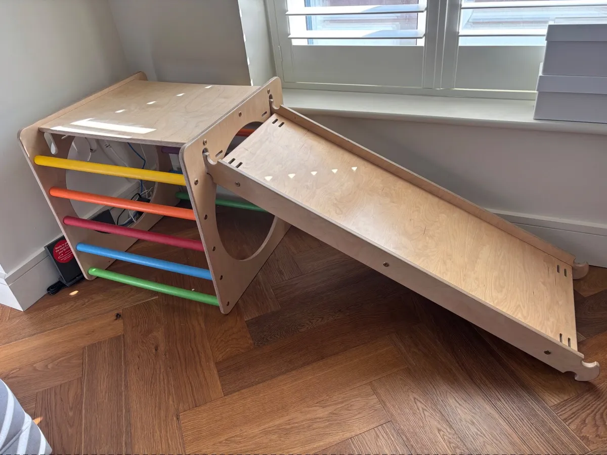 Indoor/Outdoor climbing frame and slide - Image 3
