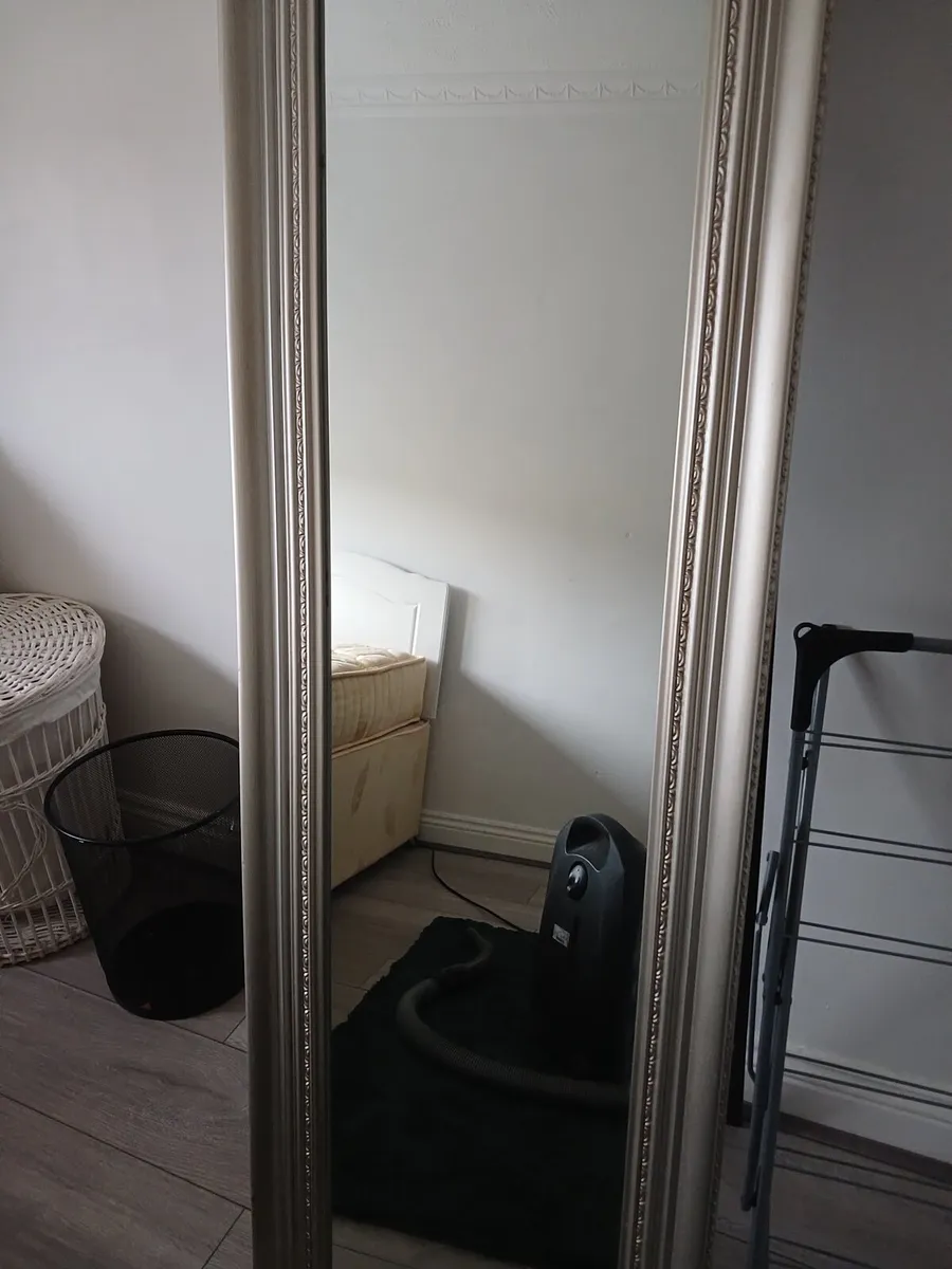Mirror - Image 2