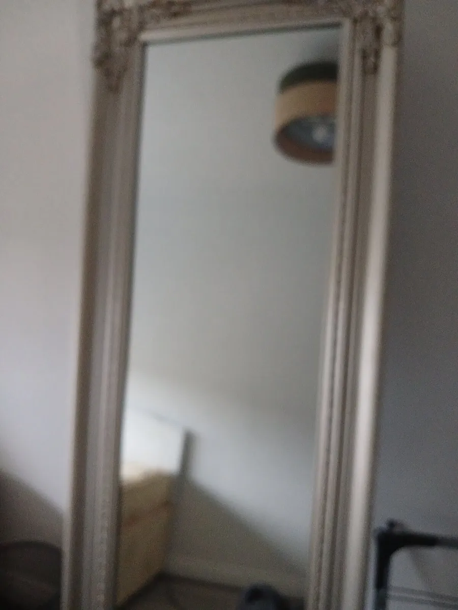 Mirror - Image 3