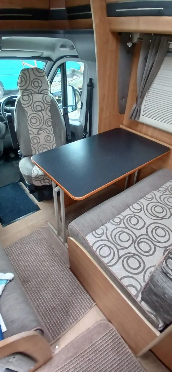 Motor Home. - Image 4