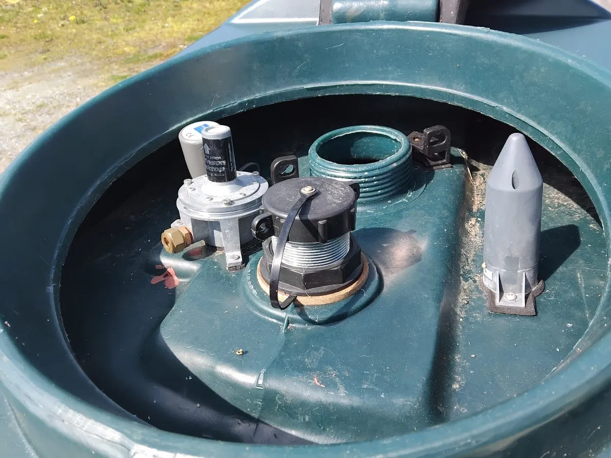 HARLEQUIN SLIMLINE BUNDED OIL TANK 1000L - Image 3