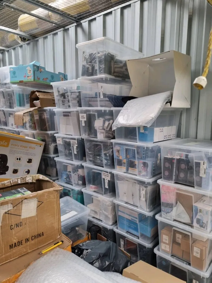 Ecommers stocks with Web site - Image 1