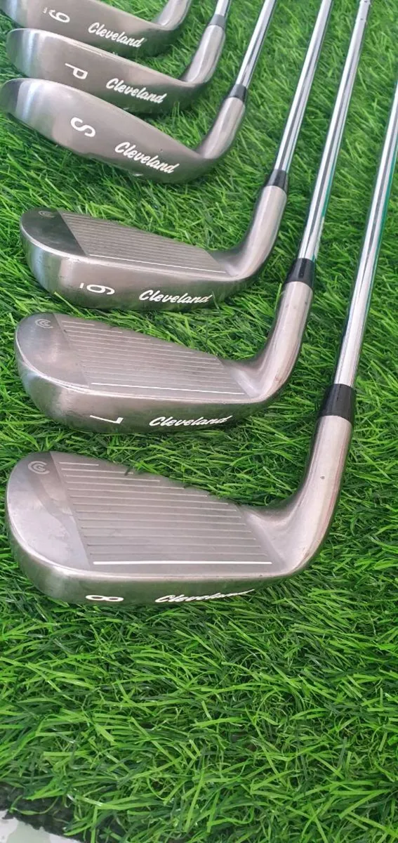 SET OF CLEVELAND IRONS + 23o HYBRID COMBI SET - Image 2