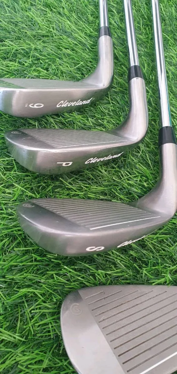 SET OF CLEVELAND IRONS + 23o HYBRID COMBI SET - Image 3