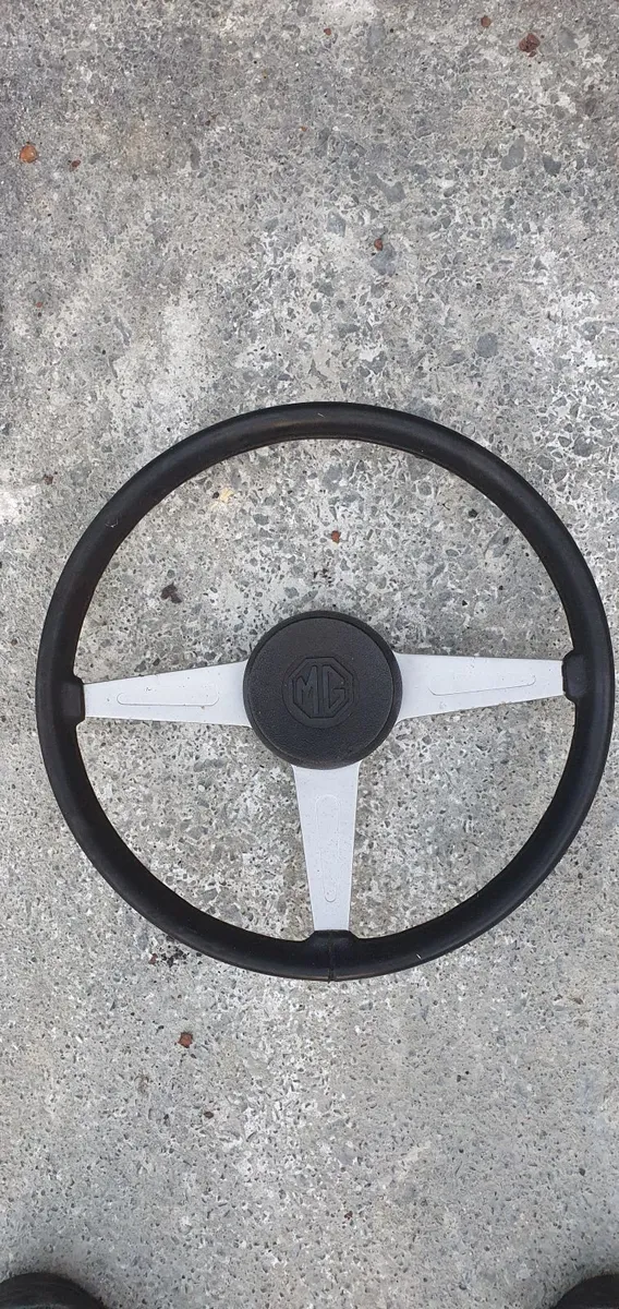 MG steering wheel - Image 2