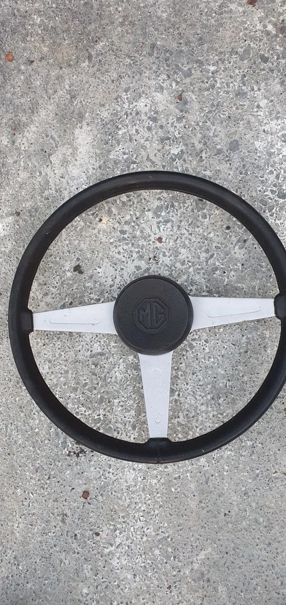 MG steering wheel - Image 4