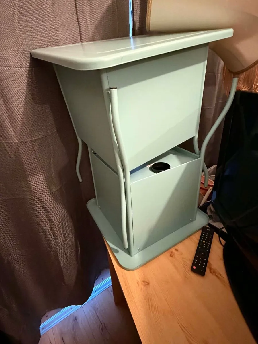 2 metal bedside lockers - Image 4