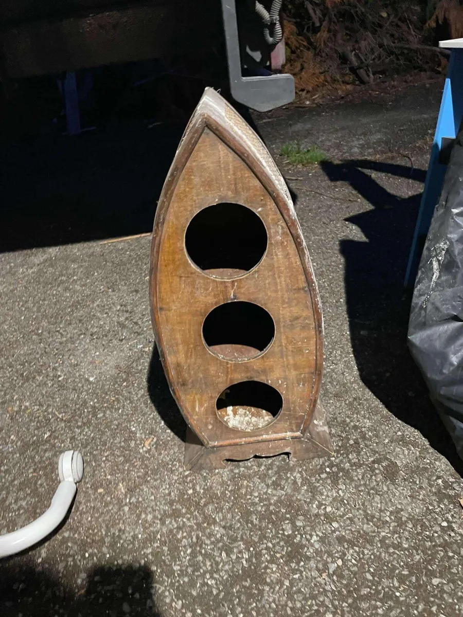 Ship shaped wine bottle holder stand - Image 1