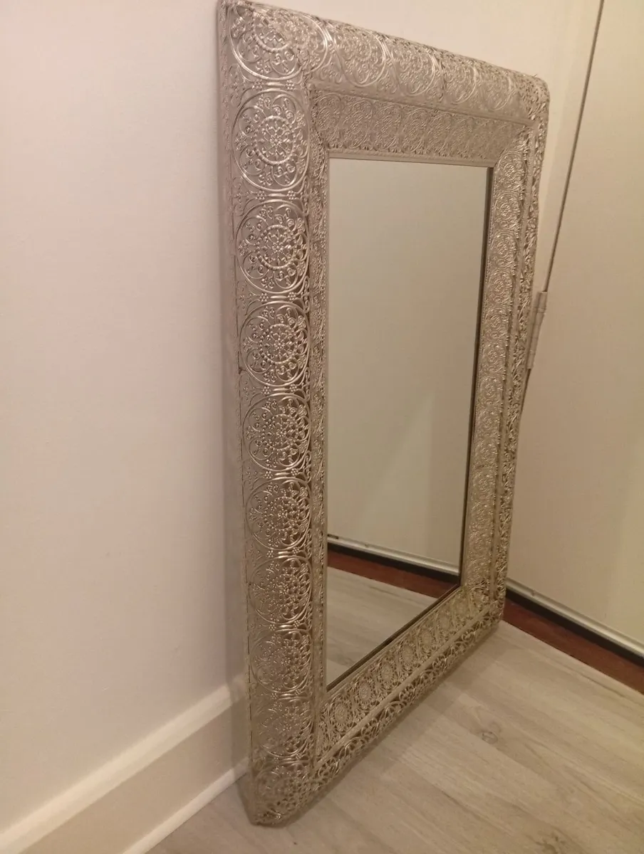 Moroccan Filigree Wall mirror - Image 3