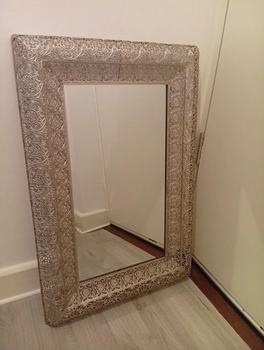 Moroccan Filigree Wall mirror - Image 1