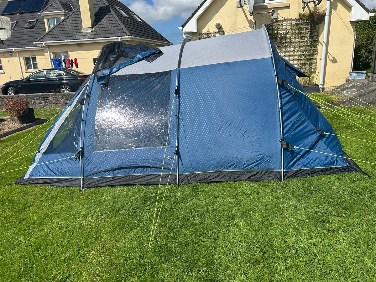 Tent - Image 3