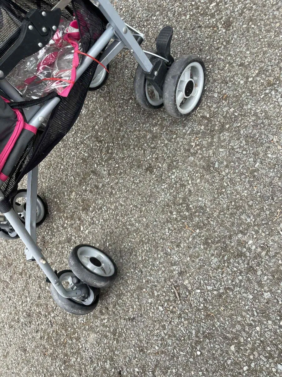 Stroller - Image 4