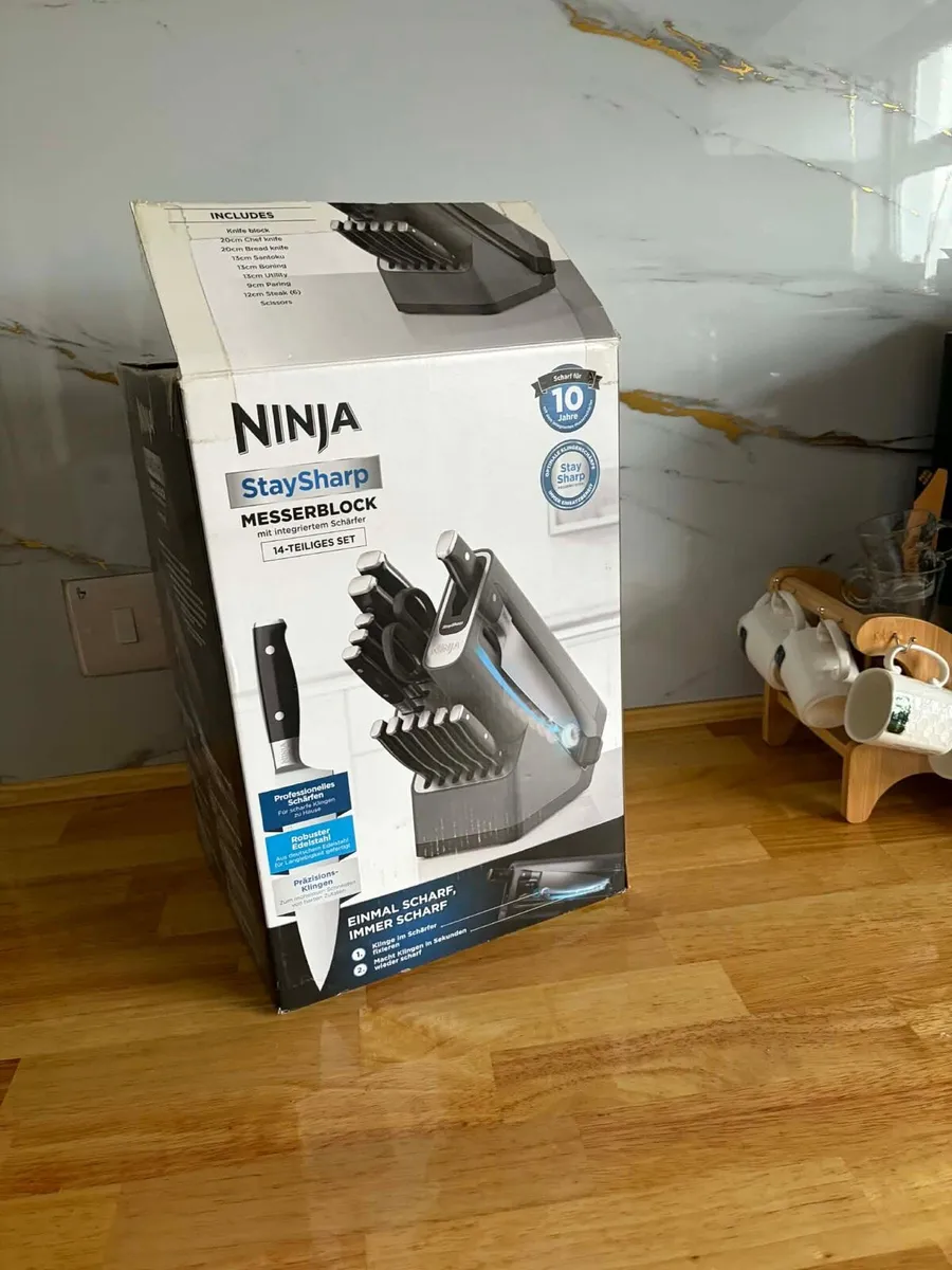 Brand new ninja knife set - Image 1