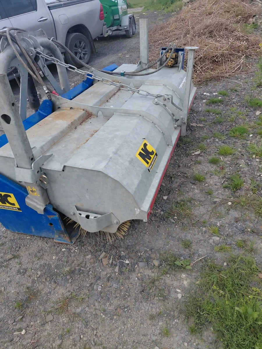 NC Road sweeper - Image 2
