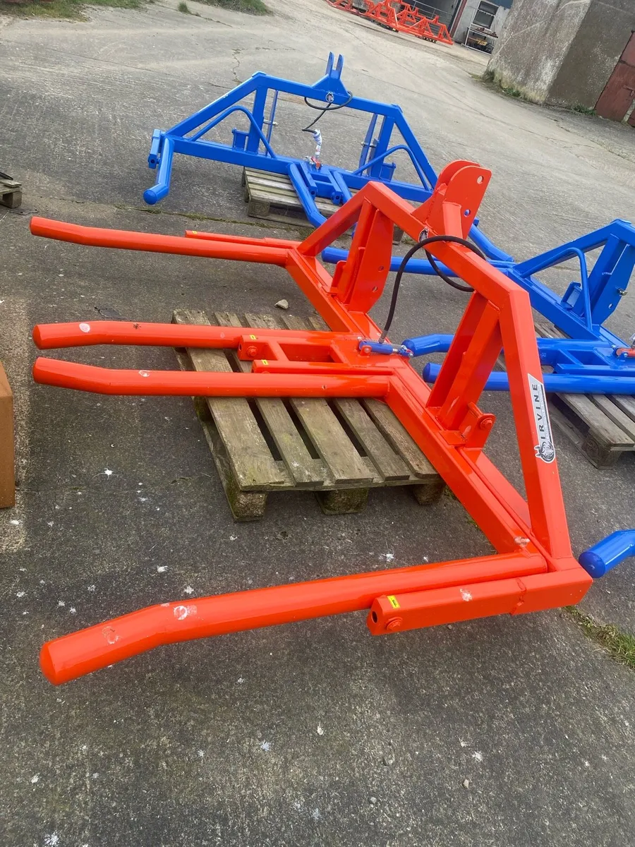 Irvine bale lifters - Image 2