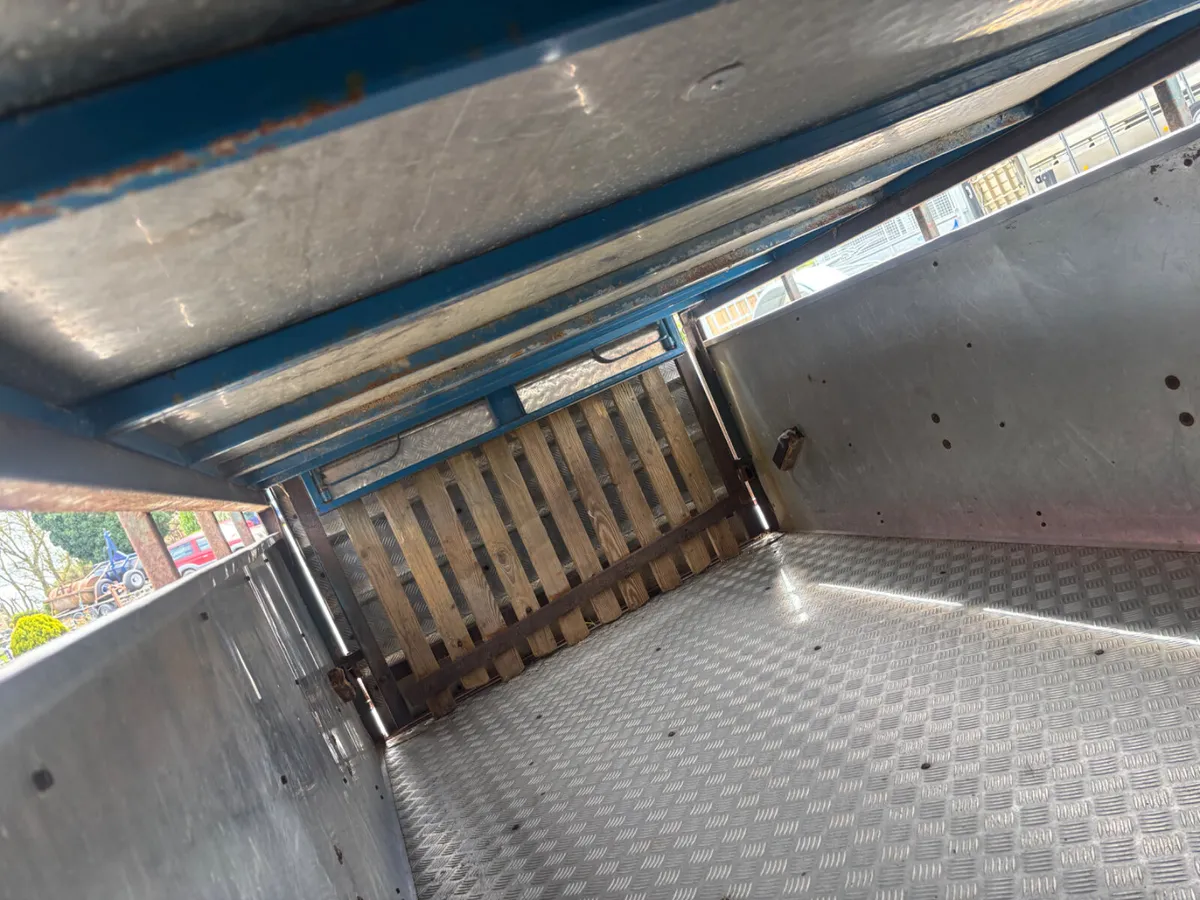 Crooks 10ft cattle sheep trailer - Image 3