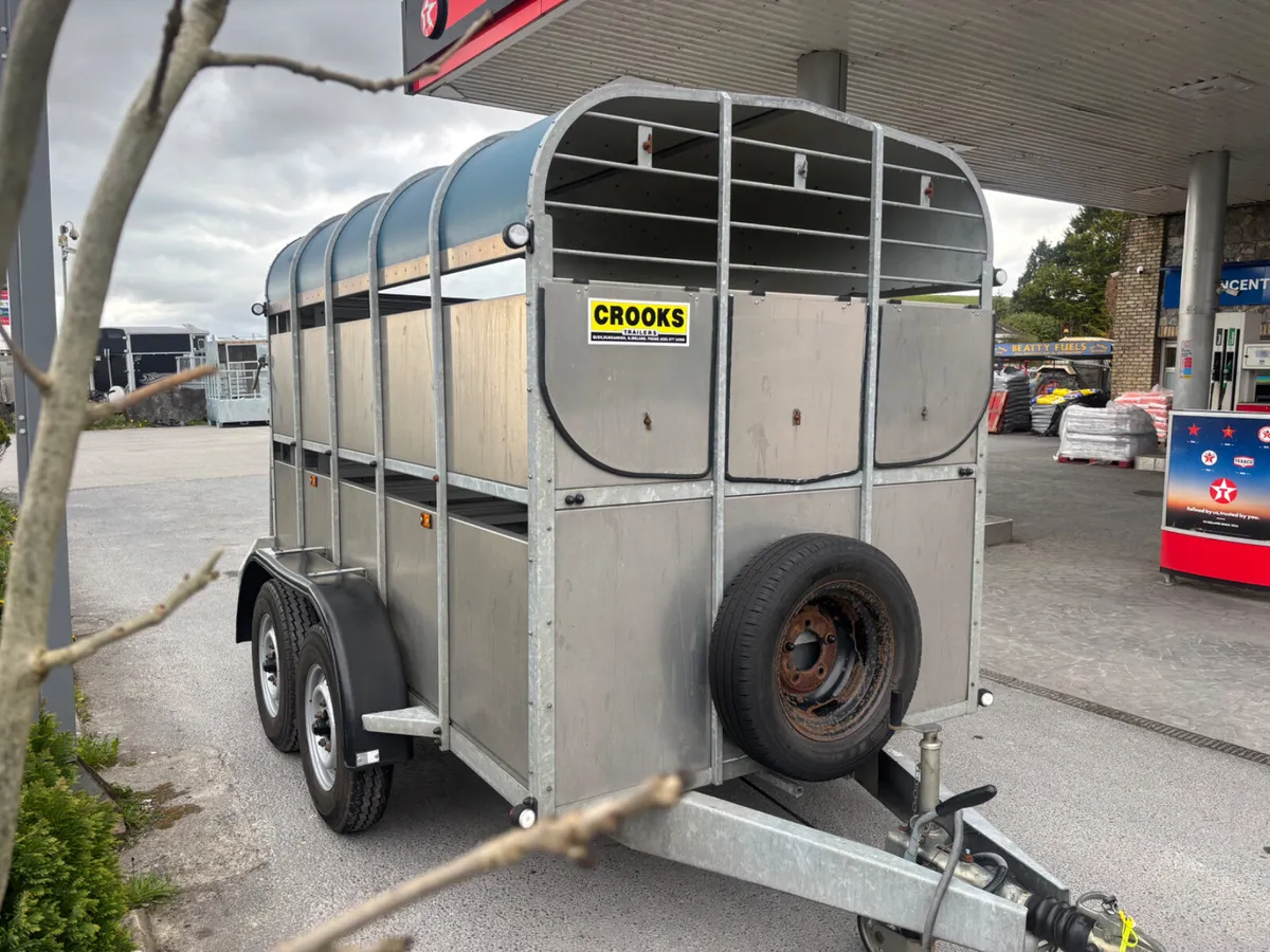 crooks 10ft livestock trailer - Image 2