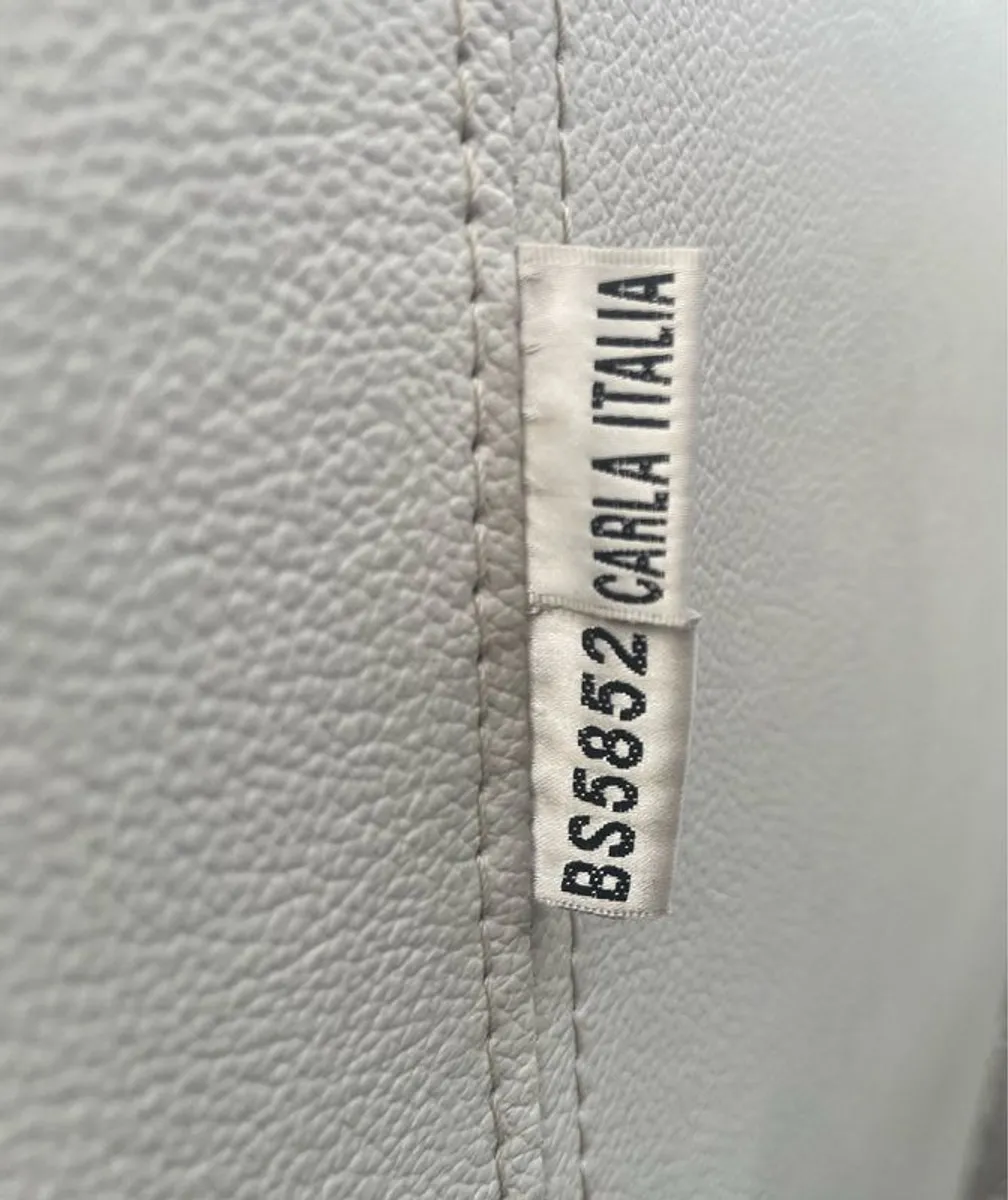couch for Sale - Image 4