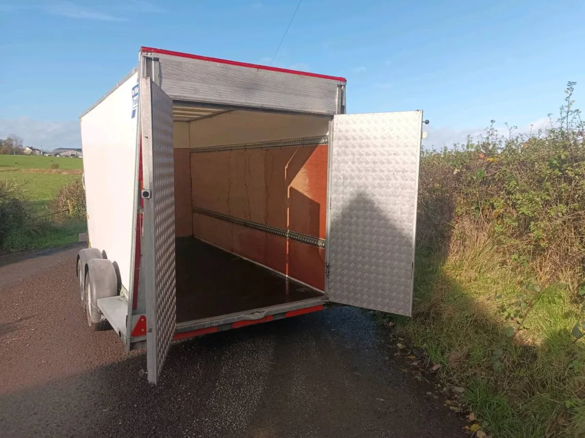 Ifor Williams tow van - Image 3