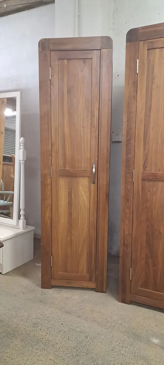 Mahogany shoe press, cupboard - Image 3