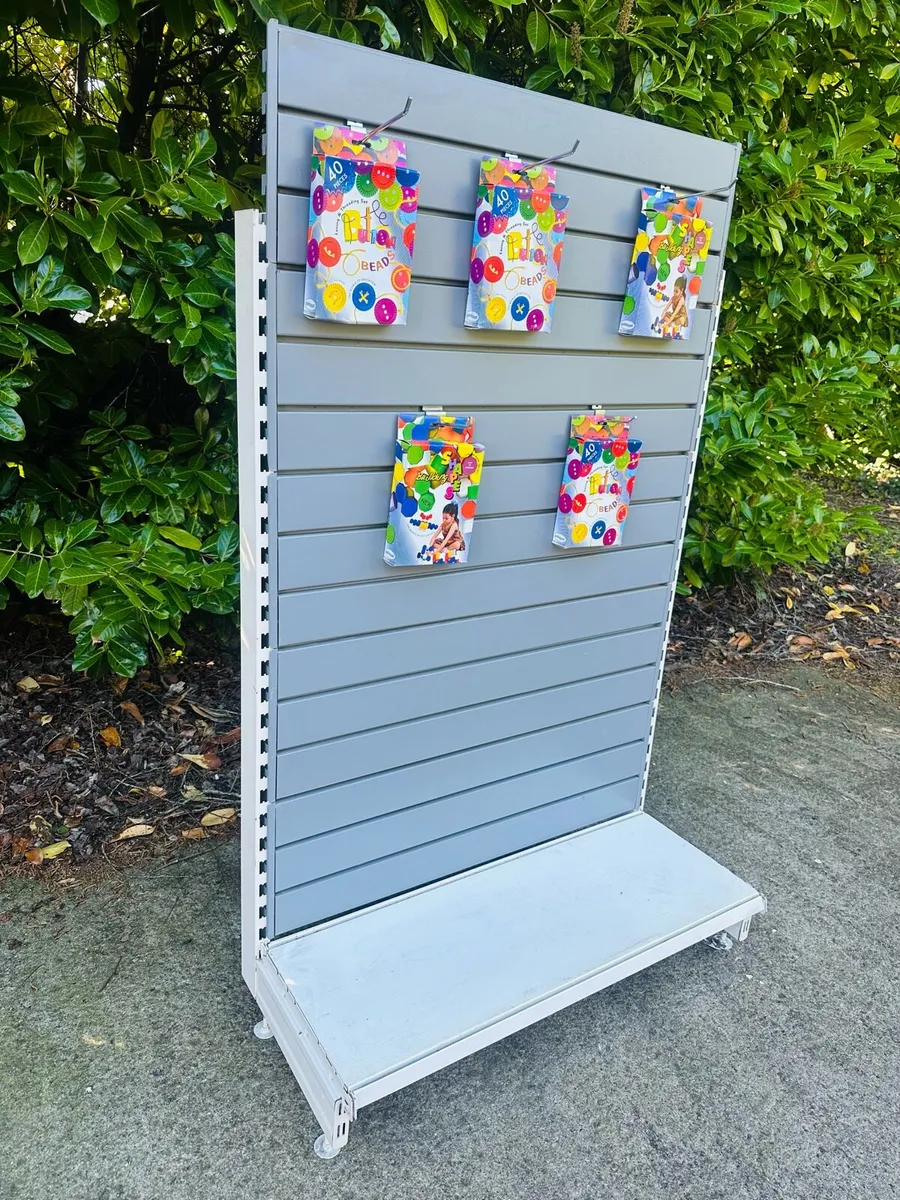 SLAT WALL SHOP DISPLAY STANDS SHOPS MARKETS - Image 1