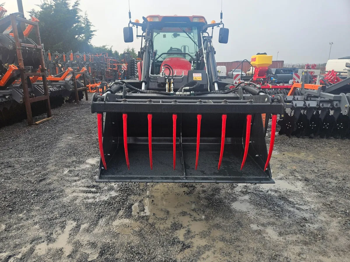 Rhino heavy duty grab buckets - Image 4