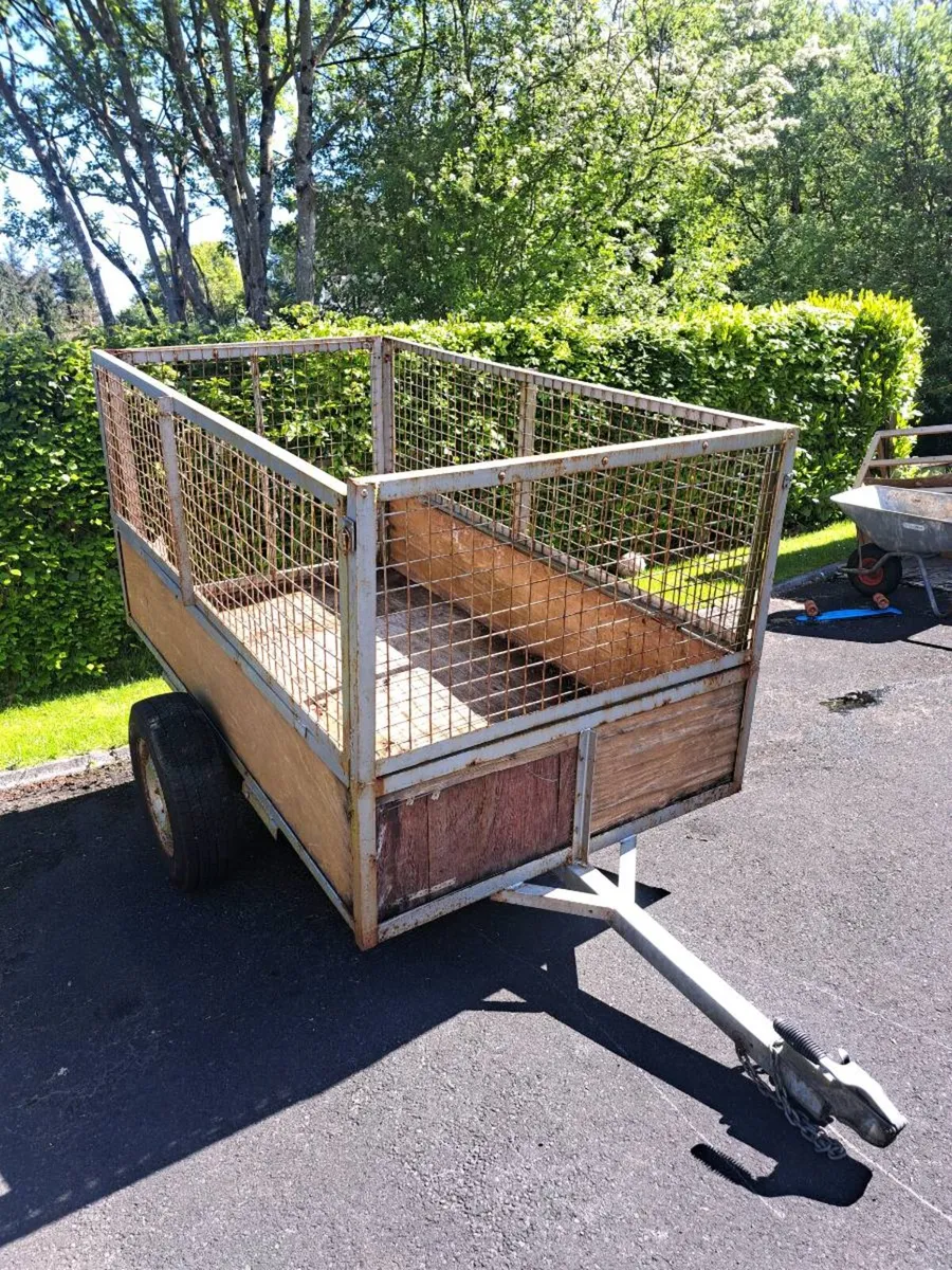 trailer - Image 1