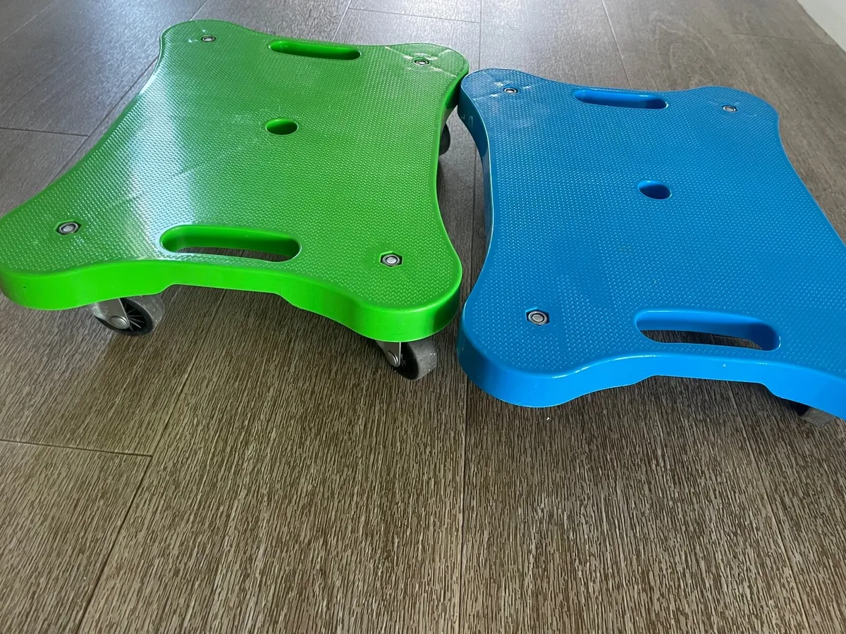 Kids scooter board - Image 1