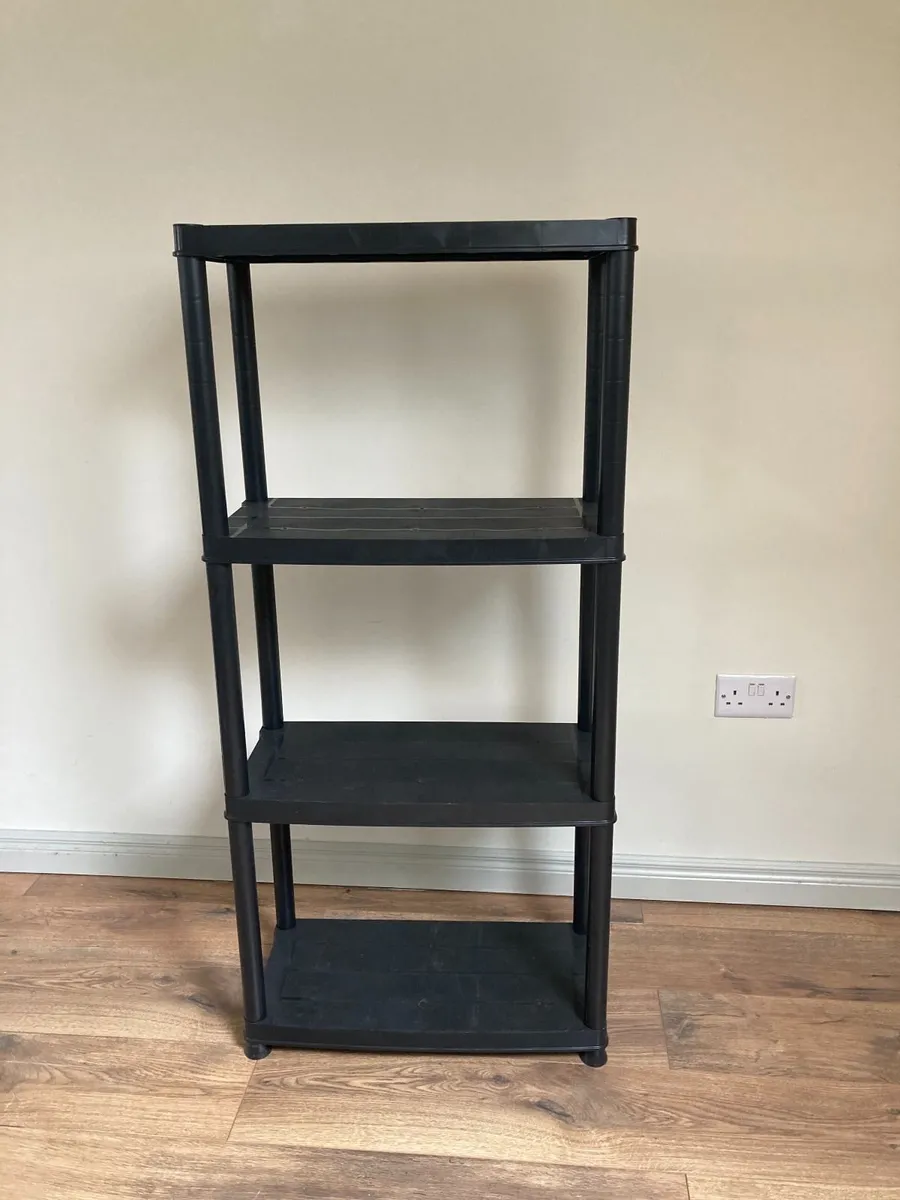 6X Keter 4 Tier Plus Shelves - Image 1