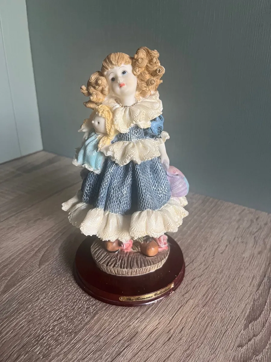 The Romano Collection doll figurine - Image 1