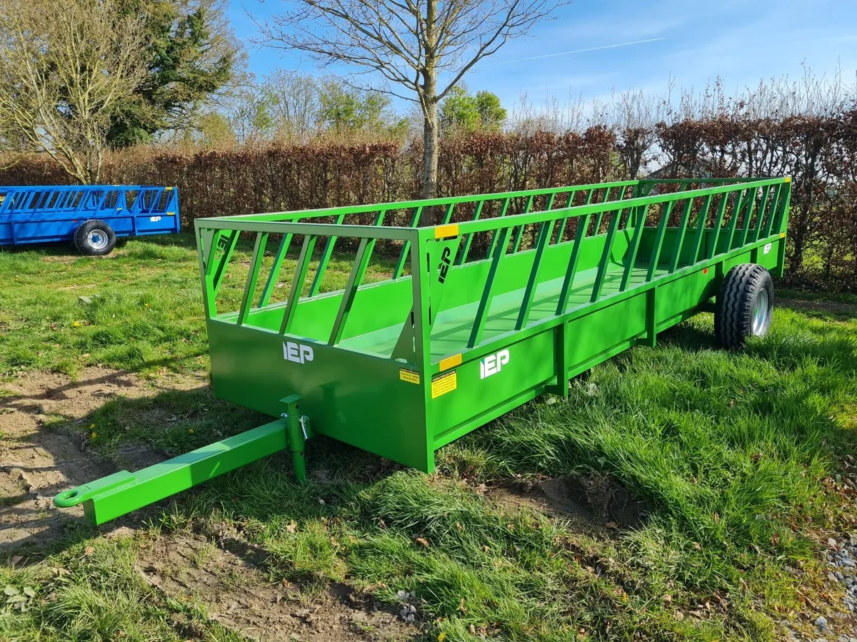 Mobile feeder/ Feed Trailer - Image 2