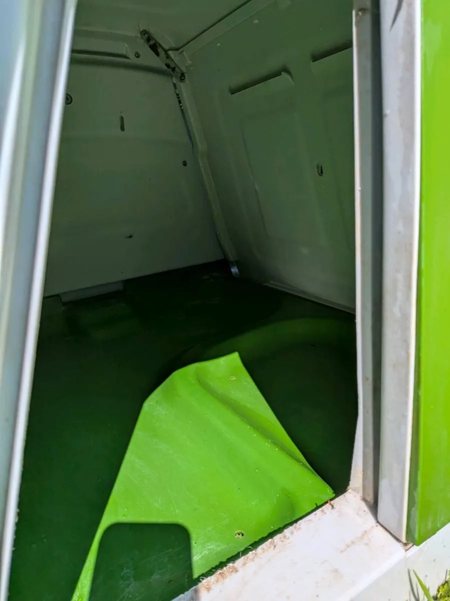 Kennel / hutch - Image 3