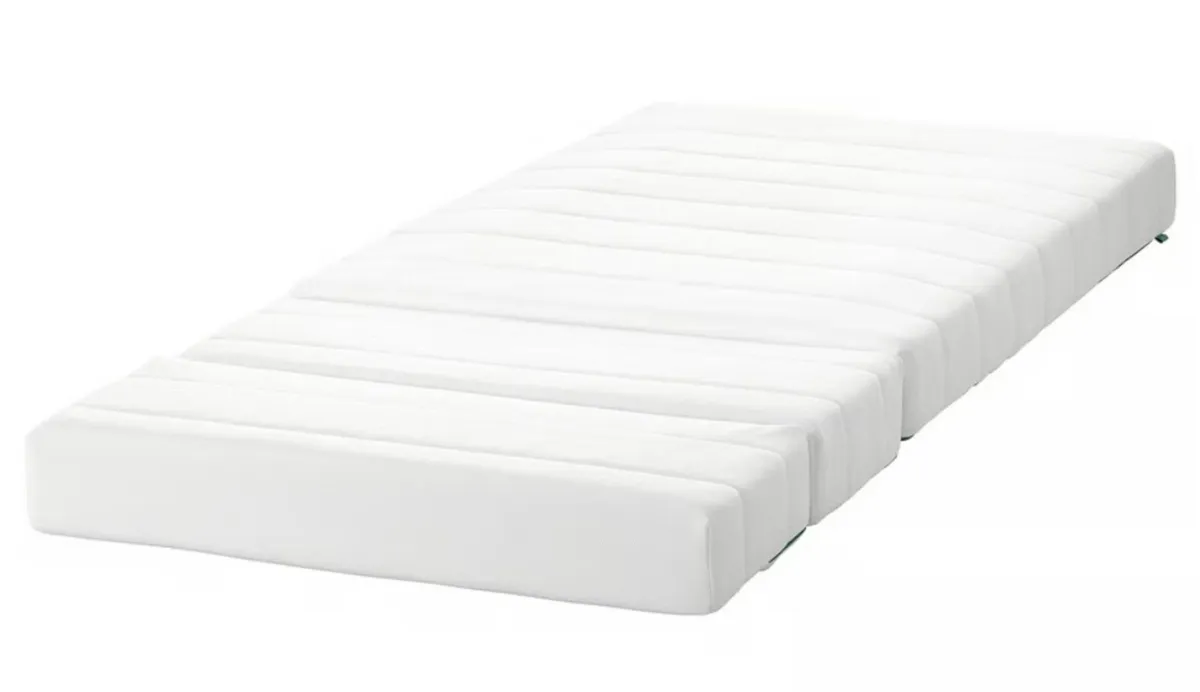 Child’s bed - Image 3