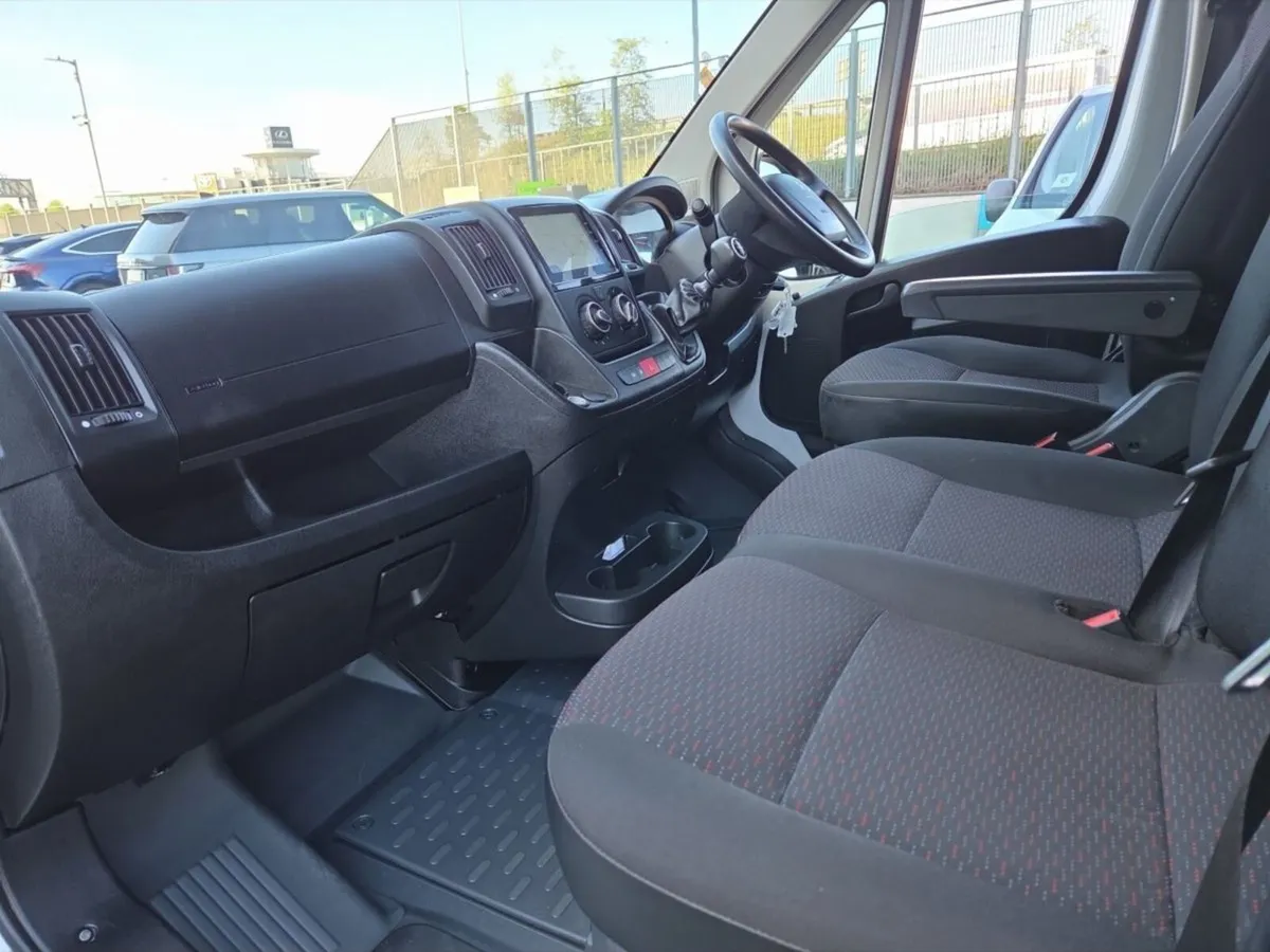 Peugeot Boxer 335 L3 H2 2.2 BLUE HDI 1 - Image 4