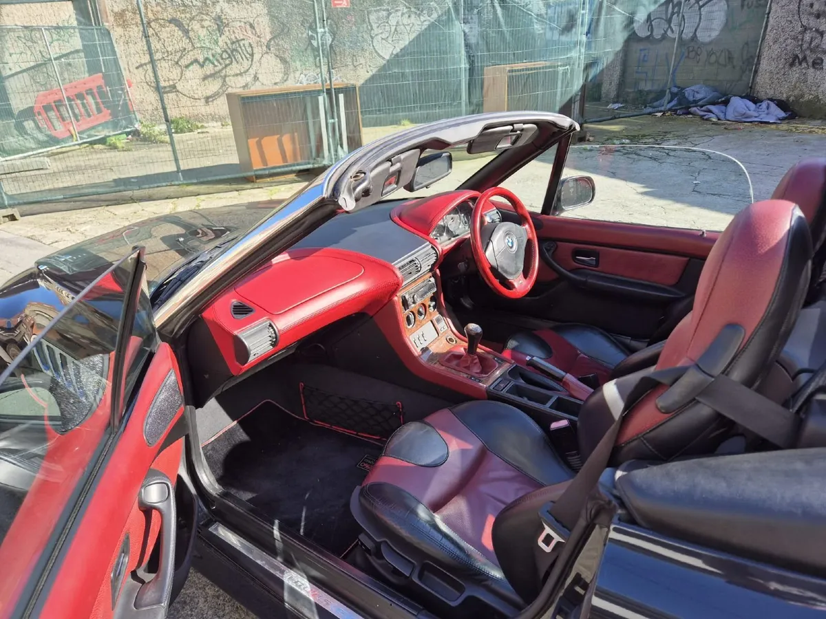 BMW Z3 1999 with Hard Top - Image 4
