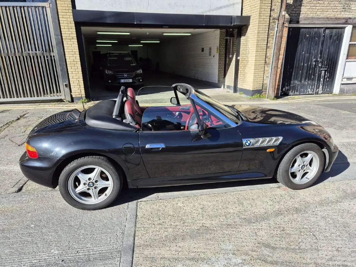 BMW Z3 1999 with Hard Top - Image 1