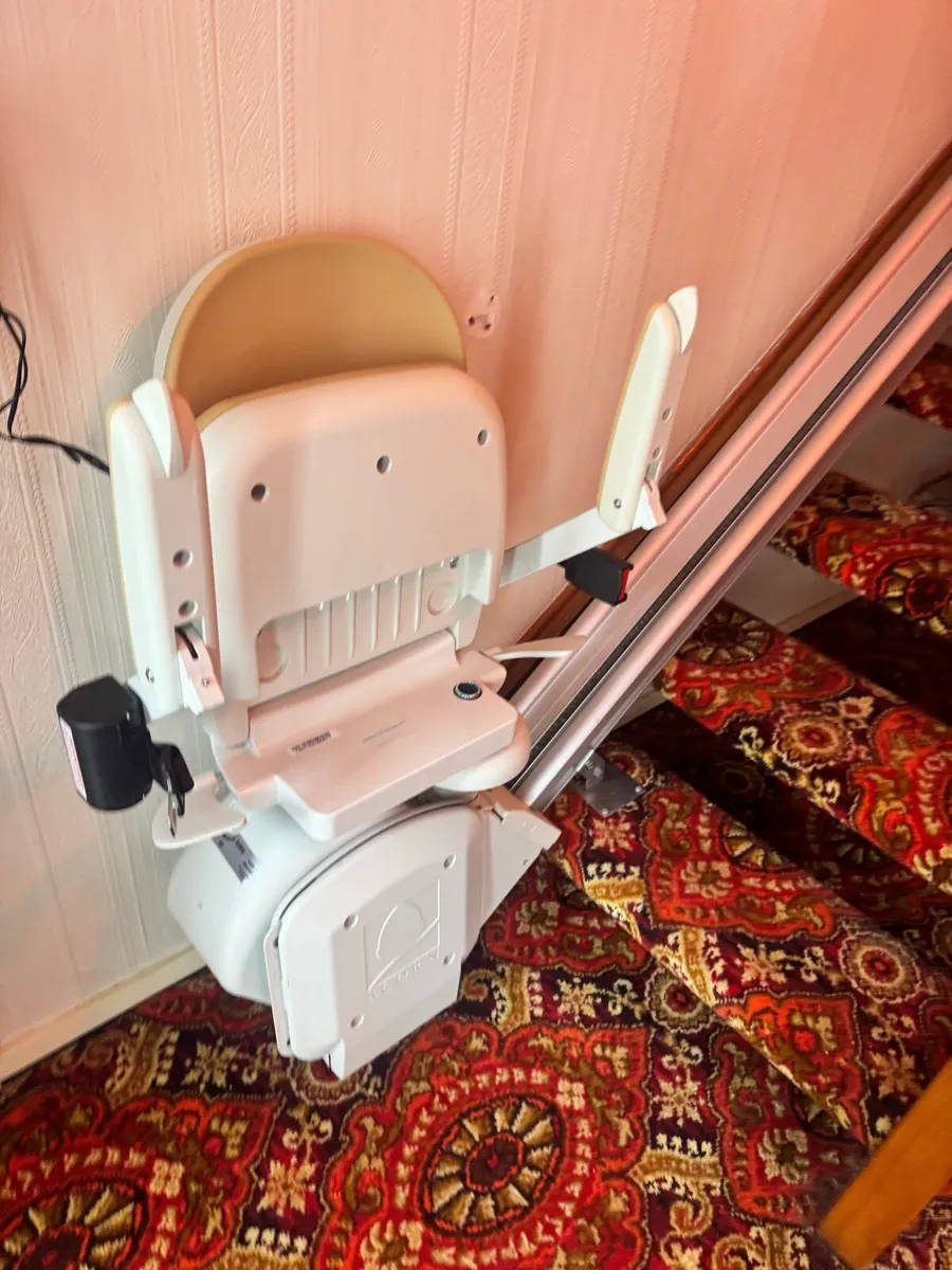 🇮🇪 Stairlifts Nationwide Reconditioned! - Image 2