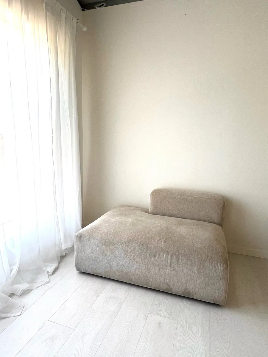 Sofa - Image 4