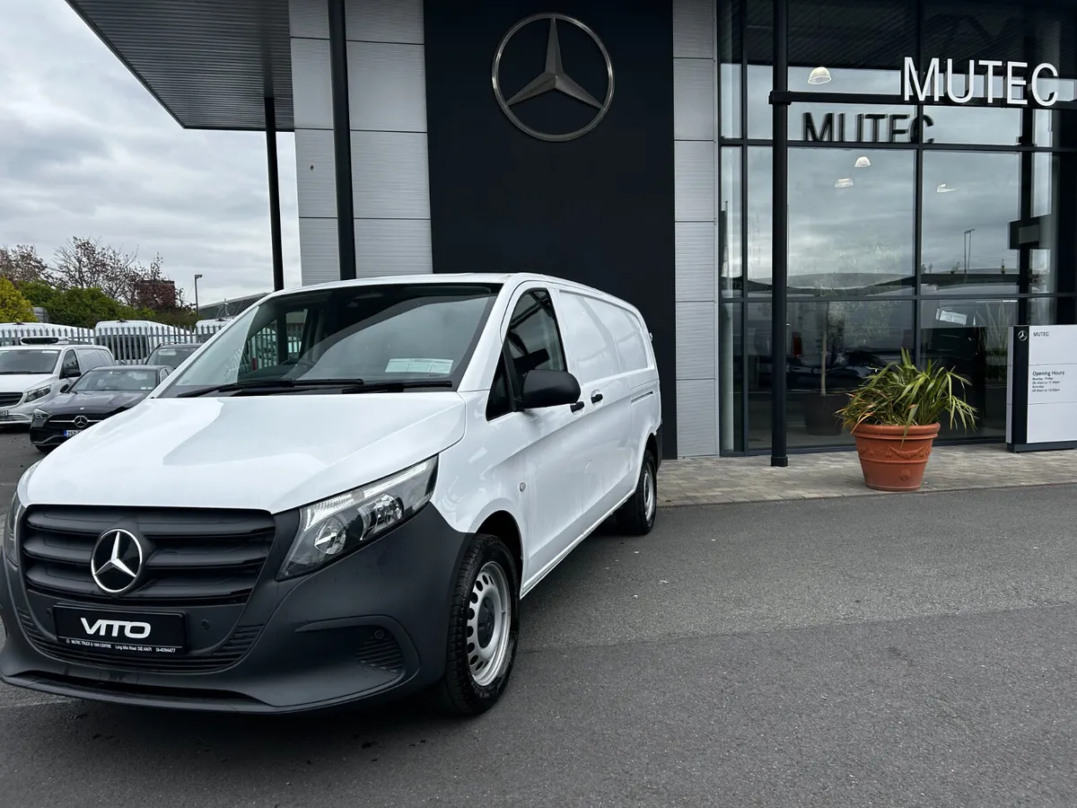Mercedes-Benz Vito 114 CDI Panel Van L3 - Image 2
