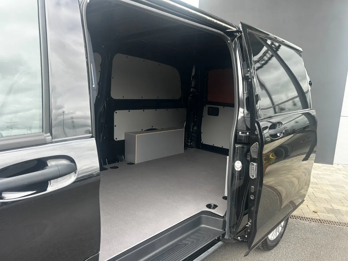 Mercedes-Benz Vito 110 Pro CDI Panel Van L3 - Image 4